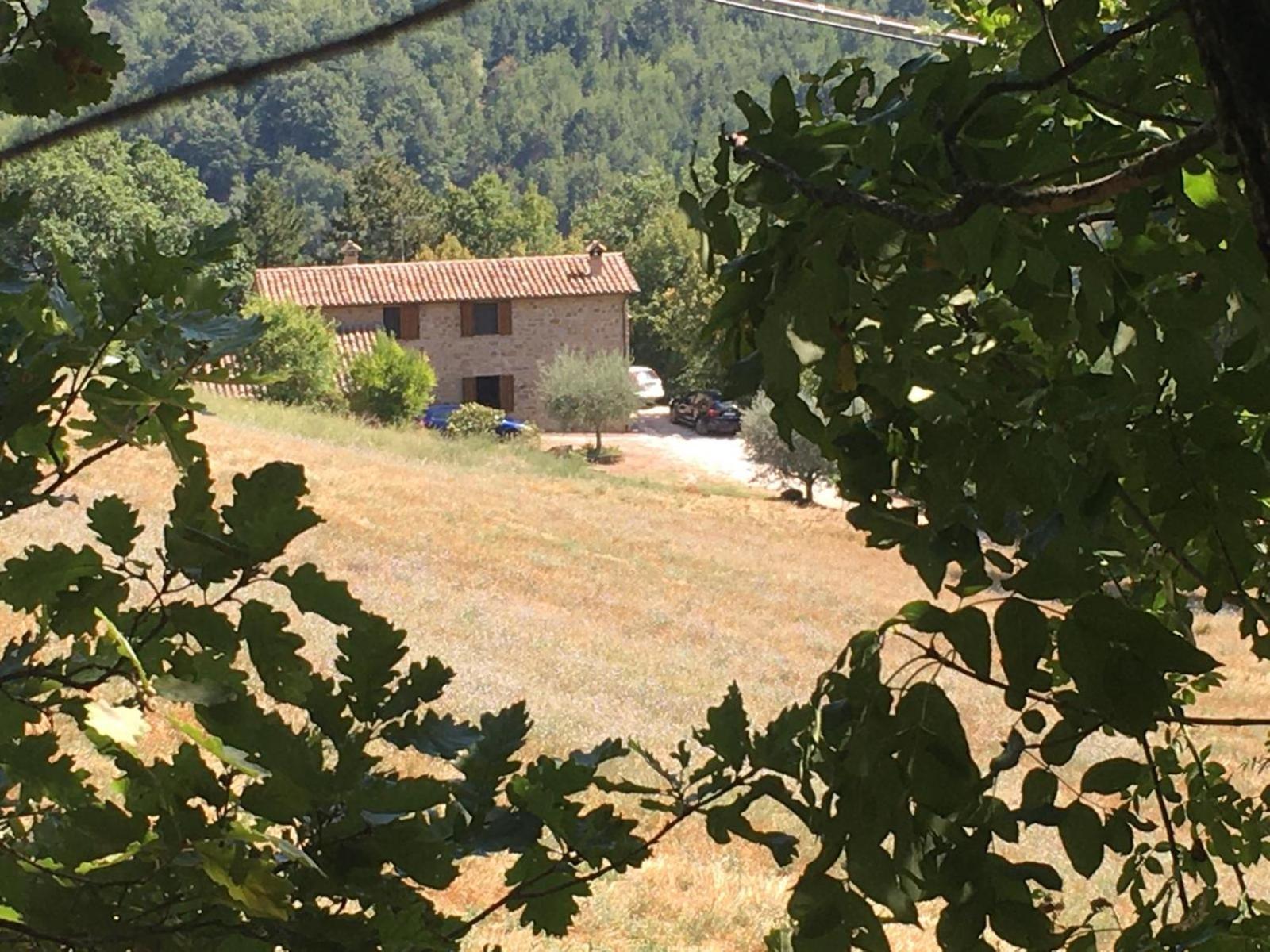 Agriturismo Casa Del Nonno Valfabbrica Exterior foto