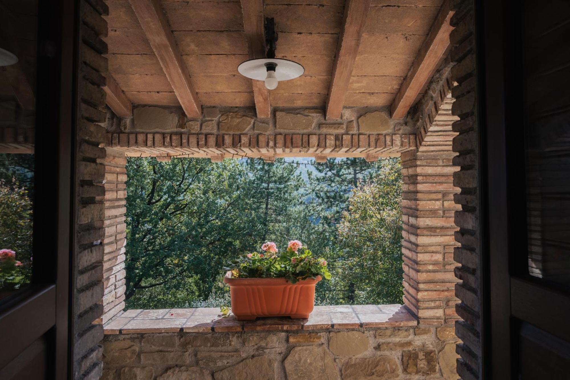 Agriturismo Casa Del Nonno Valfabbrica Exterior foto